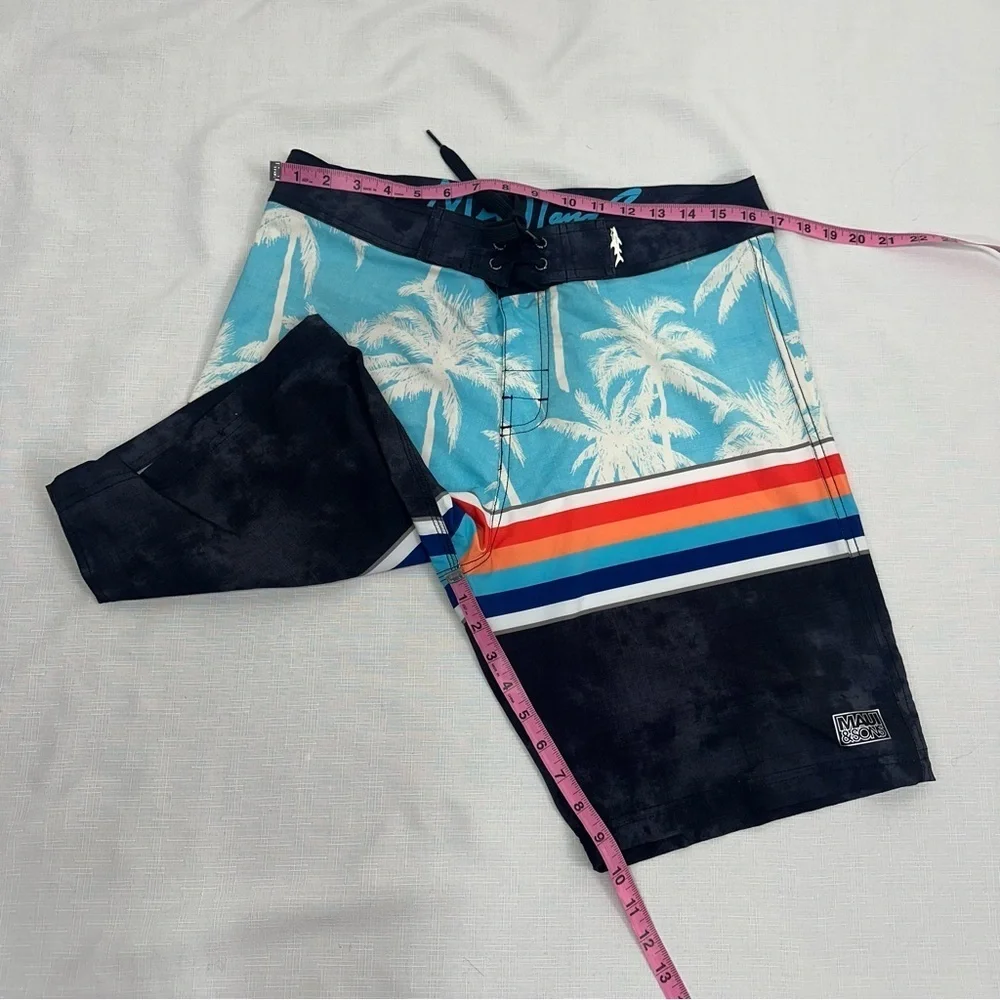 Maui and Sons Men’s Size 32 Black Shark 4 Way Stretch Palm Tree Board Shorts